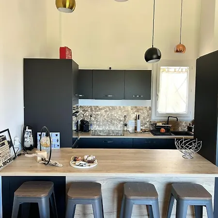 Apartment T3 Renove Vue A Avec Climatisation *